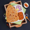 Chicken Kheema Mit Paratha Lunchbox Und Gulab Jamun (2 Stück) Combo