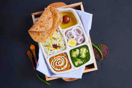 Palak Chicken Jumbo Thali