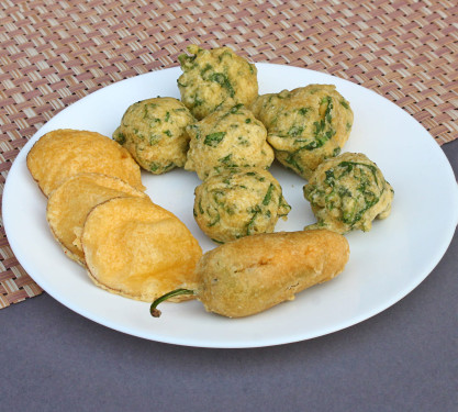 Mixed Bhajiya (250 Gms)