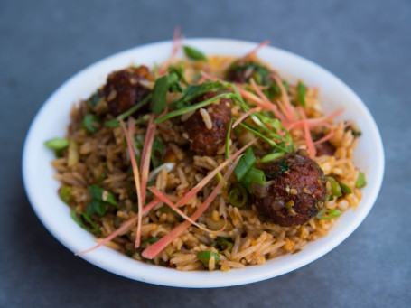 Fried Rice With Dry Manchurian