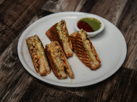 Grilled Tandoori Cheese Sandwich