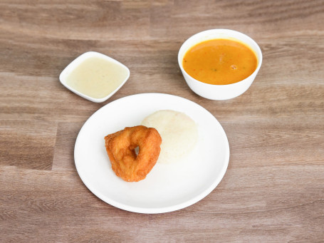 Special Idli Vada (2 Pcs)