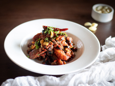 Potato Wedges Tossed In Arrabiata Sauce