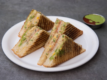 American Club Sandwich (3 Pcs)