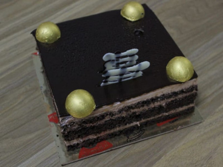 Choco Gold Cake (500 Grams)