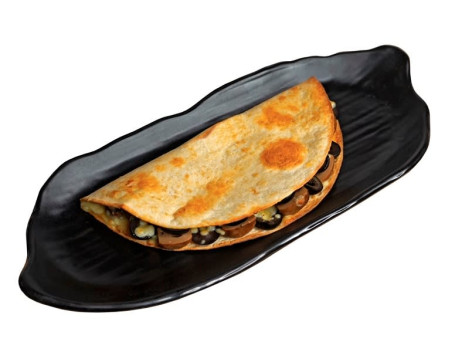 Schwarze Pilz-Oliven Und Käse-Quesadillas