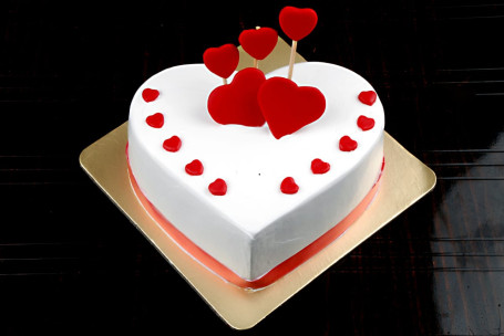 Valentine Chocolate Cake(Eggless)