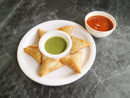 Jain Navtad Samosa (6 Pcs)