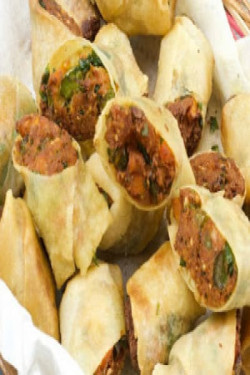 Paneer Spring Roll Jain Regular)