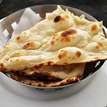 Plain Naan (100 Grams)