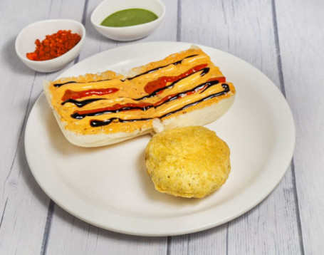 Nawab Vadapav