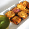 Paneer Lasooni Tikka [8 Stück]