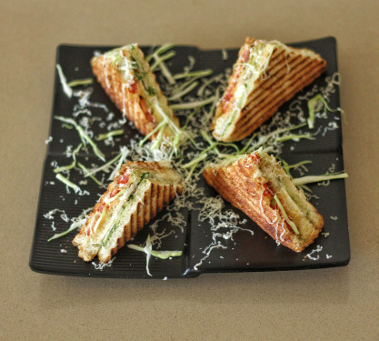 Jungly Club Sandwich