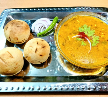 Desi Daal Bati