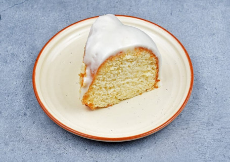 Lemon Bundt Slice