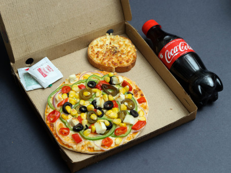 Cloud 9 Pizza 7 Garlic Bread Coke (300 Ml)