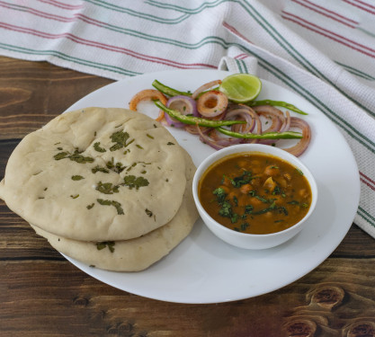 Channa Kulcha (2 Pcs)