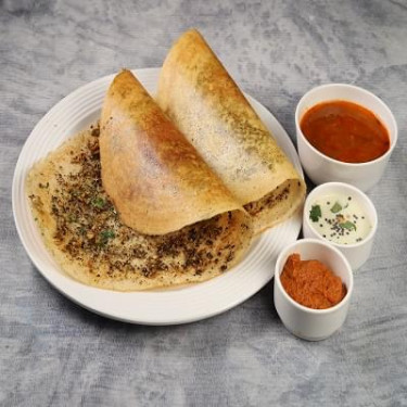 Ghee-Gerösteter Knoblauch-Pfeffer-Masala-Dosa