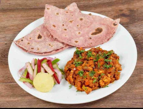 Bhuna Chicken, Beetroot Roti With Daily Diet Salad Thali