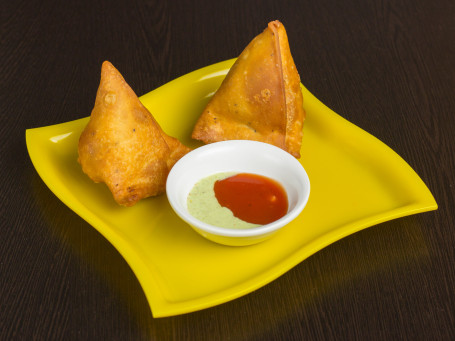 Pasta Samosa (2 Pcs)