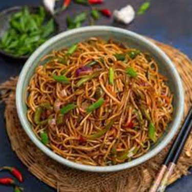 Chilli Garlic Noodles (Chef Special)