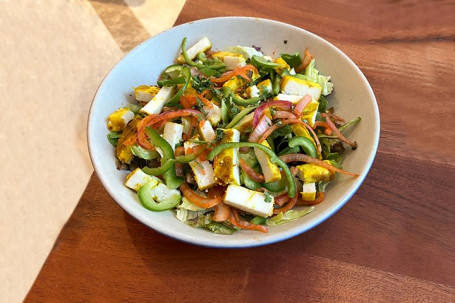 Smoked Paneer Salad With Roasted Veg Mix Lettuce [Large]