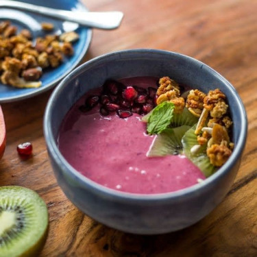 Berry Burst Smoothie Bowl