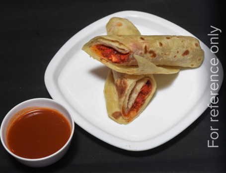 Paneer Tikka Achari Kathi Roll Special Lacha Pyaz , Chutney