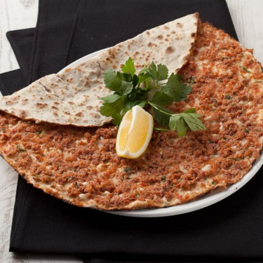 Chicken Keema Paratha With Gravy