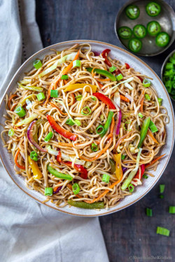 Veg Noodles Manchurian Meal Box