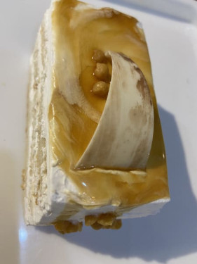 Eggless Butterscotch Slice