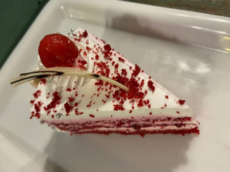 Eggless Red Velvet Slice