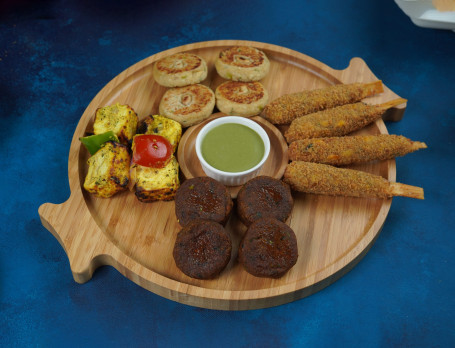 Veg Platter (16 Pcs) (Per Plate)