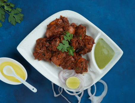 Chicken Ghee Roast (8 Pcs) (Per Plate)