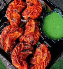 Tandoori Chicken Achari Momos (8 Pcs)