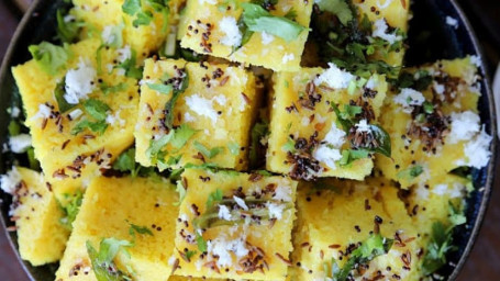 Masala Dhokla(4Pc)