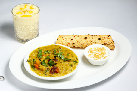 Khichdi Dahi Thali