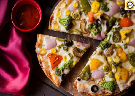 Vegetable Dominator Pizza