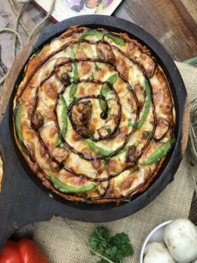 Barbeque Grilled Chicken Pizza