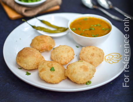 Aloo Pyaaz Kachori