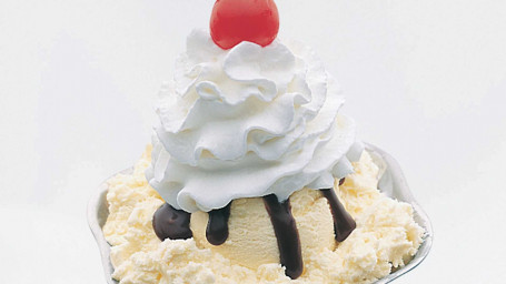 Kinder-Hot-Fudge-Eisbecher