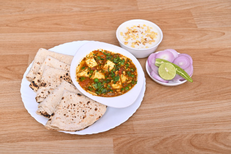 Matar Paneer With Raita Or 5 Twa Butter Roti Combo