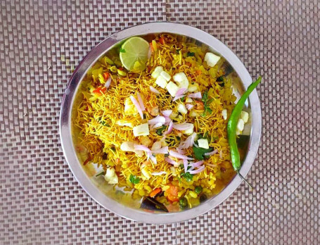 Spicy Paneer Poha