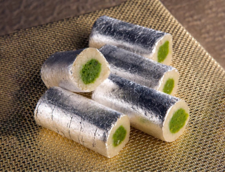 Kaju Pisto Roll (Half Kg)