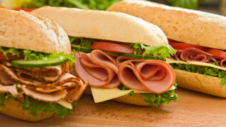 Kreieren Sie Ihr Eigenes Kaltes Sandwich