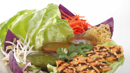 Thai-Salat-Wraps Mit Gegrillter Avocado