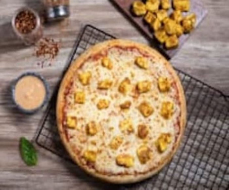 Tandoori Touch Pizza