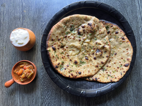 2 Aloo Paratha (Tandoori) With Dahi And Achar Combo Serves 1]