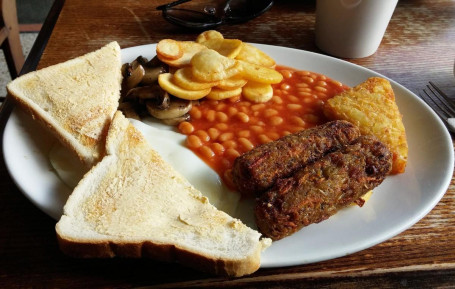 Veg Sandwich+Pineapple Juice+Hash Browns+Baked Beans