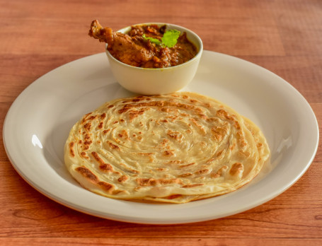 Aurum Porotta Varutharacha Kozhi Curry